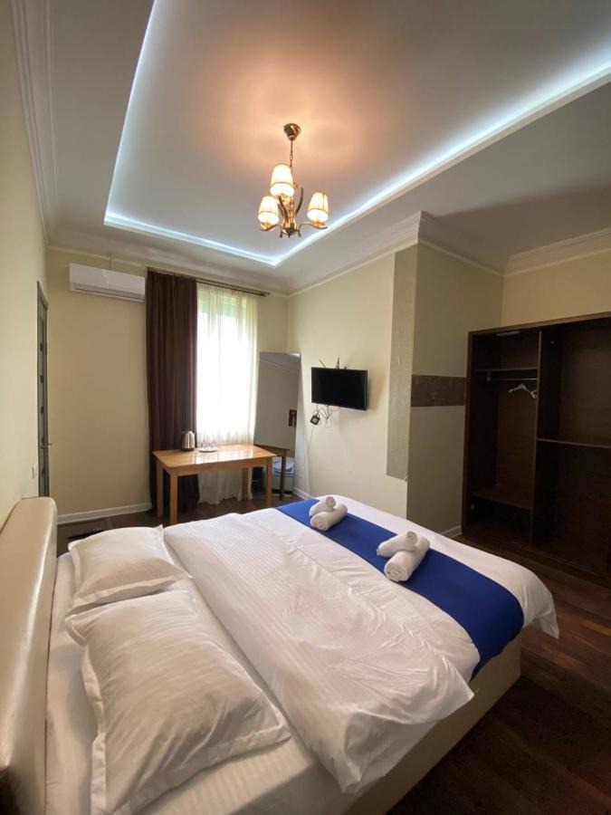 Guest House Kobuleti On Aghmashenebeli Εξωτερικό φωτογραφία