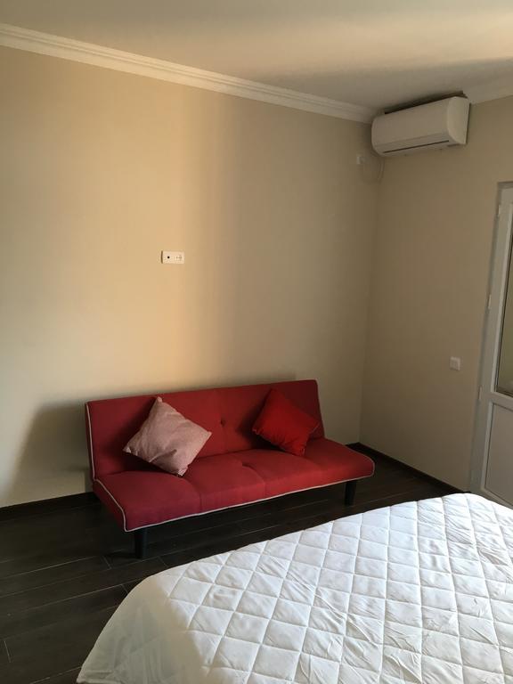 Guest House Kobuleti On Aghmashenebeli Εξωτερικό φωτογραφία