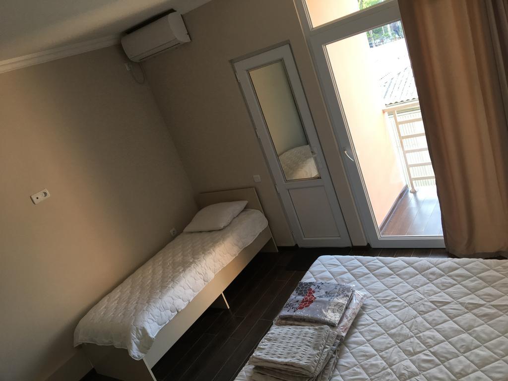 Guest House Kobuleti On Aghmashenebeli Εξωτερικό φωτογραφία