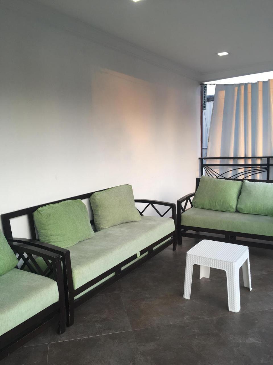 Guest House Kobuleti On Aghmashenebeli Εξωτερικό φωτογραφία