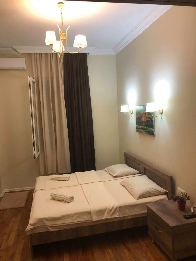 Guest House Kobuleti On Aghmashenebeli Εξωτερικό φωτογραφία