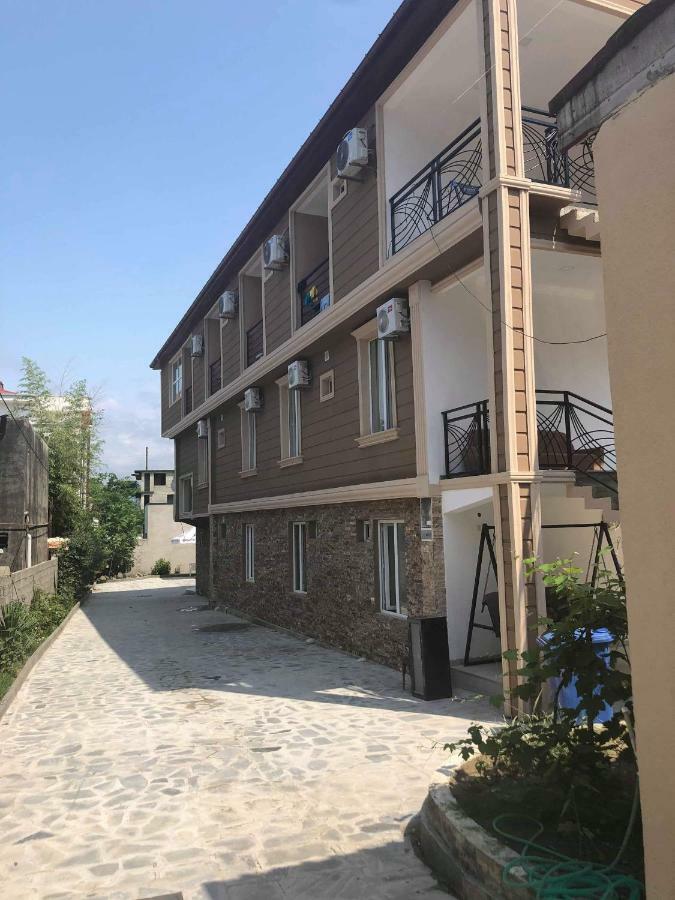 Guest House Kobuleti On Aghmashenebeli Εξωτερικό φωτογραφία
