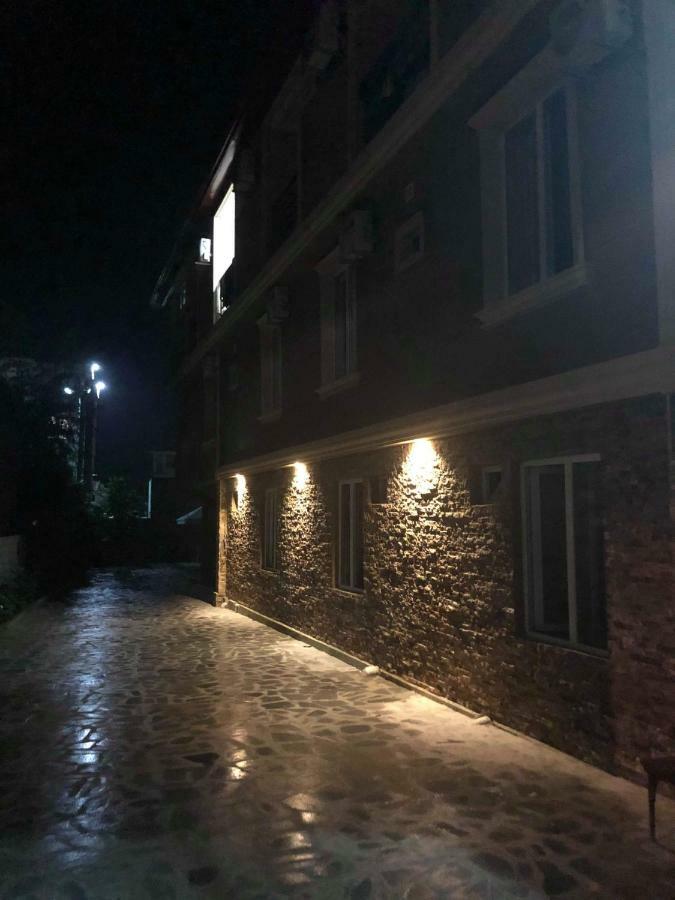 Guest House Kobuleti On Aghmashenebeli Εξωτερικό φωτογραφία