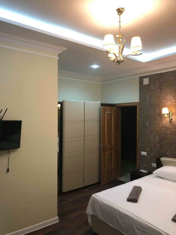 Guest House Kobuleti On Aghmashenebeli Εξωτερικό φωτογραφία